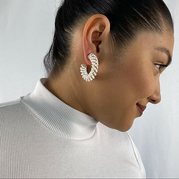 NWT Beaded White and Gold Hoops - Picture 6 of 8